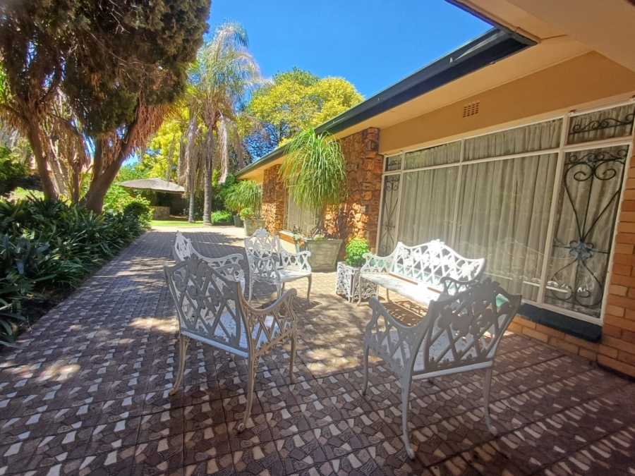 3 Bedroom Property for Sale in Wilkoppies North West